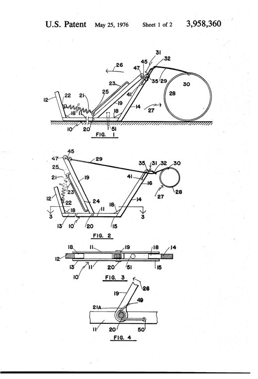 Line drawing of a mechanical snare trap showing a triangular fixed frame with a pivoted spring-loaded arm connected by a trigger mechanism, with a snare wire loop extending to a large circular noose.